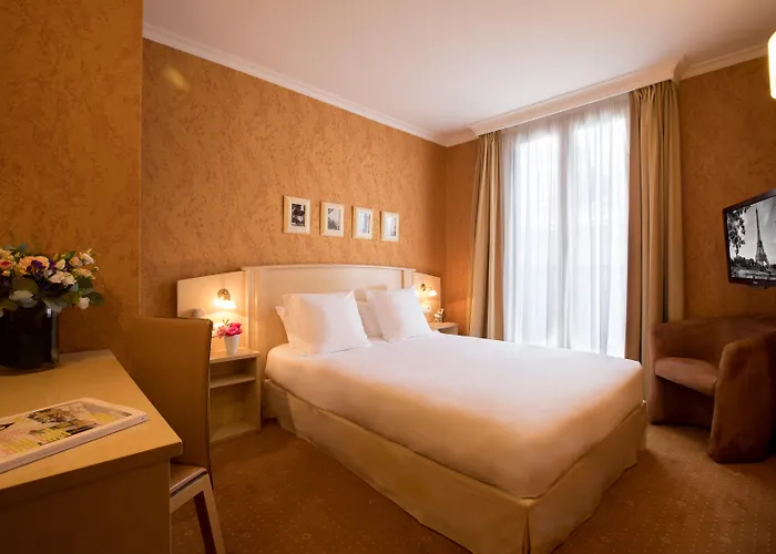 Hotel Elysees Opera Parigi
