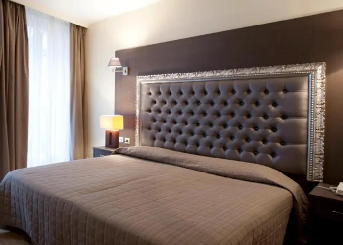 Hotel Lebron Parigi